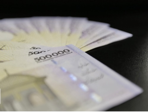 عبور نقدینگی از ۲۴۷۲ هزار میلیارد تومان