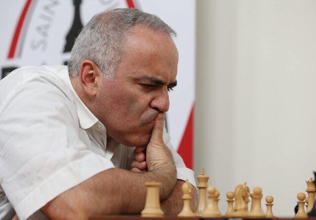 جدال فیروزجا و گری کاسپاروف بهترین رقابت هفته در شطرنج شناخته شد