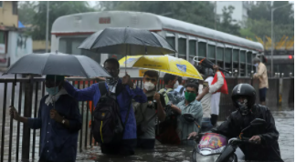 وقوع بارندگی‌های شدید سیل‌آسا در بمبئی