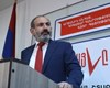 نخست‌وزیر ارمنستان انتخابات پارلمانی زودهنگام برگزار می‌کند