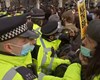 تظاهرات ضد نژادپرستی لندن به خشونت کشیده شد