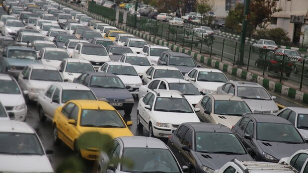 ترافیک سنگین در آزادراه تهران - ساوه