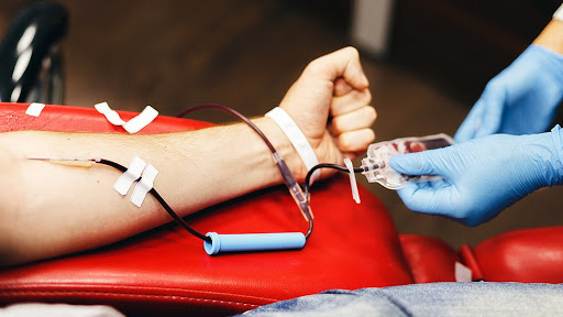 روسای انجمن‌های پزشکی ایران در مورد اهدای خون چه نظری دارند؟