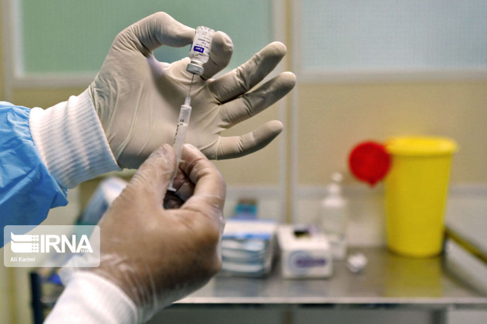 واکسن‌هایی که تاکنون در ایران تزریق شد ۶۰ تا ۹۵ درصد ایمن بود