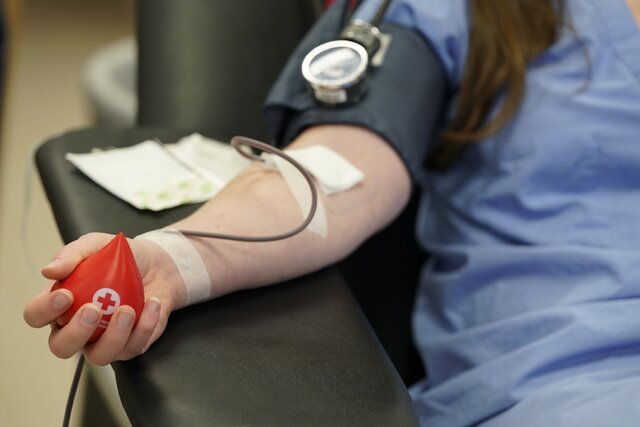 آیا اهدای خون میزان آنتی‌بادی‌ افراد واکسینه‌شده را کاهش می‌دهد؟