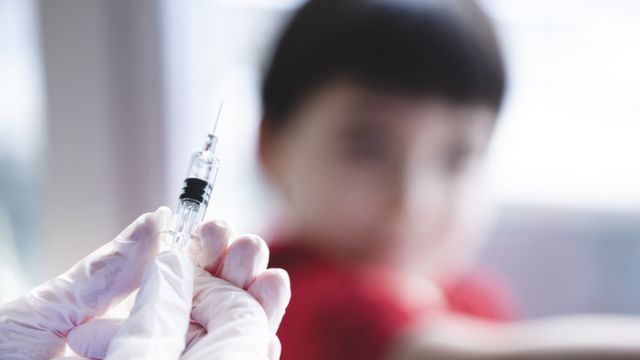 دلایل واکسن‌هراسی والدین چیست؟