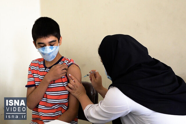 آمار واکسیناسیون دانش آموزان به حدود ۷۰ درصد رسید