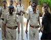 پلیس هندی، همکارانش را به رگبار بست