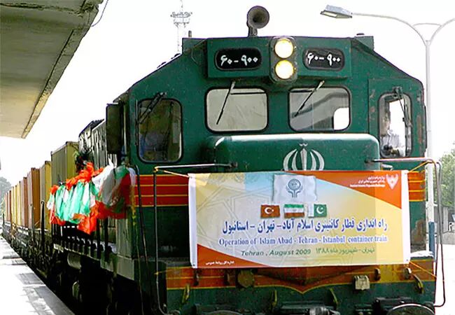 قطار باری پاکستان- ایران- ترکیه امروز وارد کشور شد