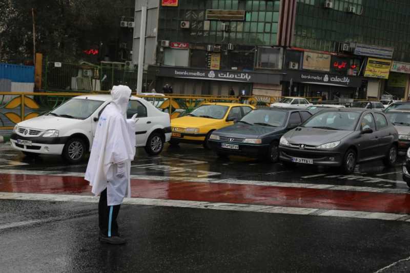 بارندگی ترافیک تهران را افزایش داد