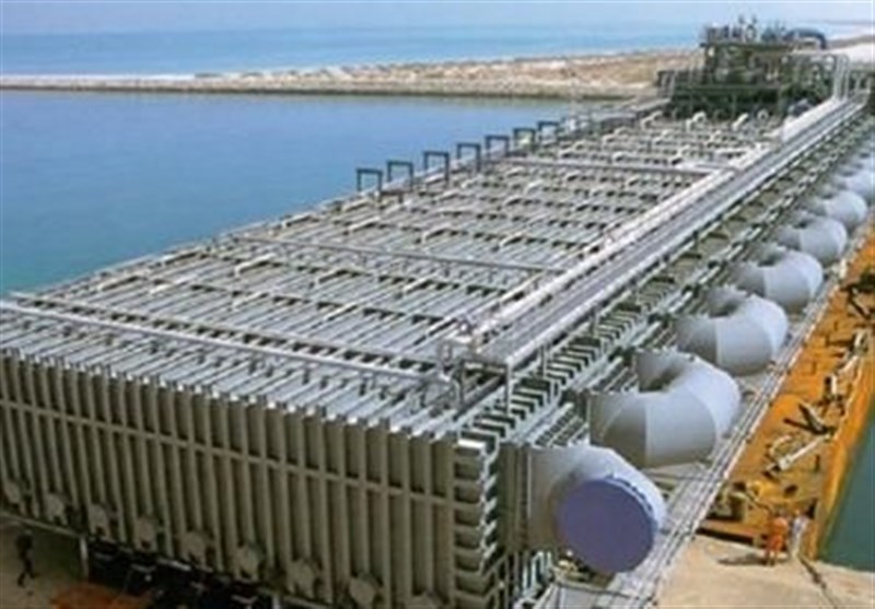 استان بوشهر160هزار مترمکعب آب‌شیرین‌کن درحال ساخت دارد