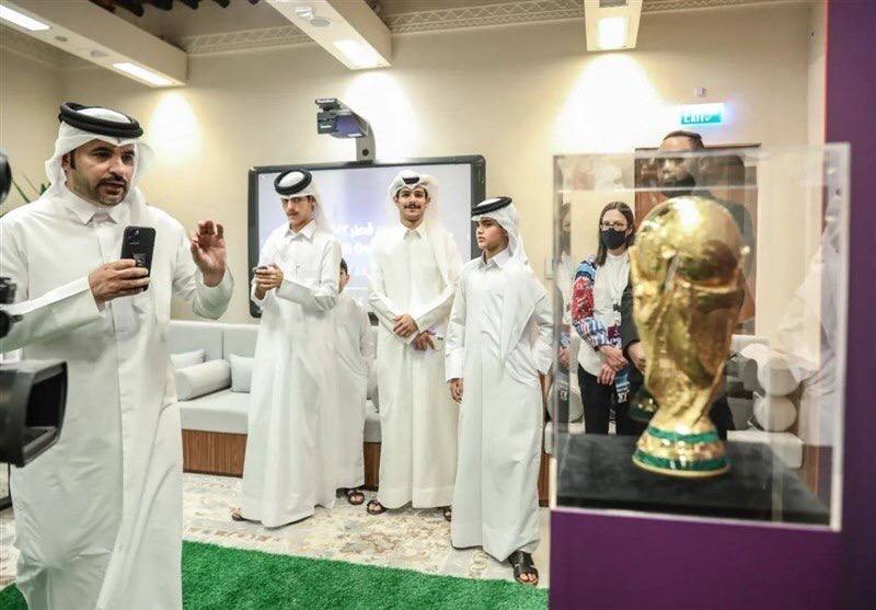 نمایش عمومی جام قهرمانی جام جهانی قطر+عکس