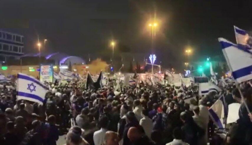 شهرک‌نشینان صهیونیست علیه دولت بنت تظاهرات کردند