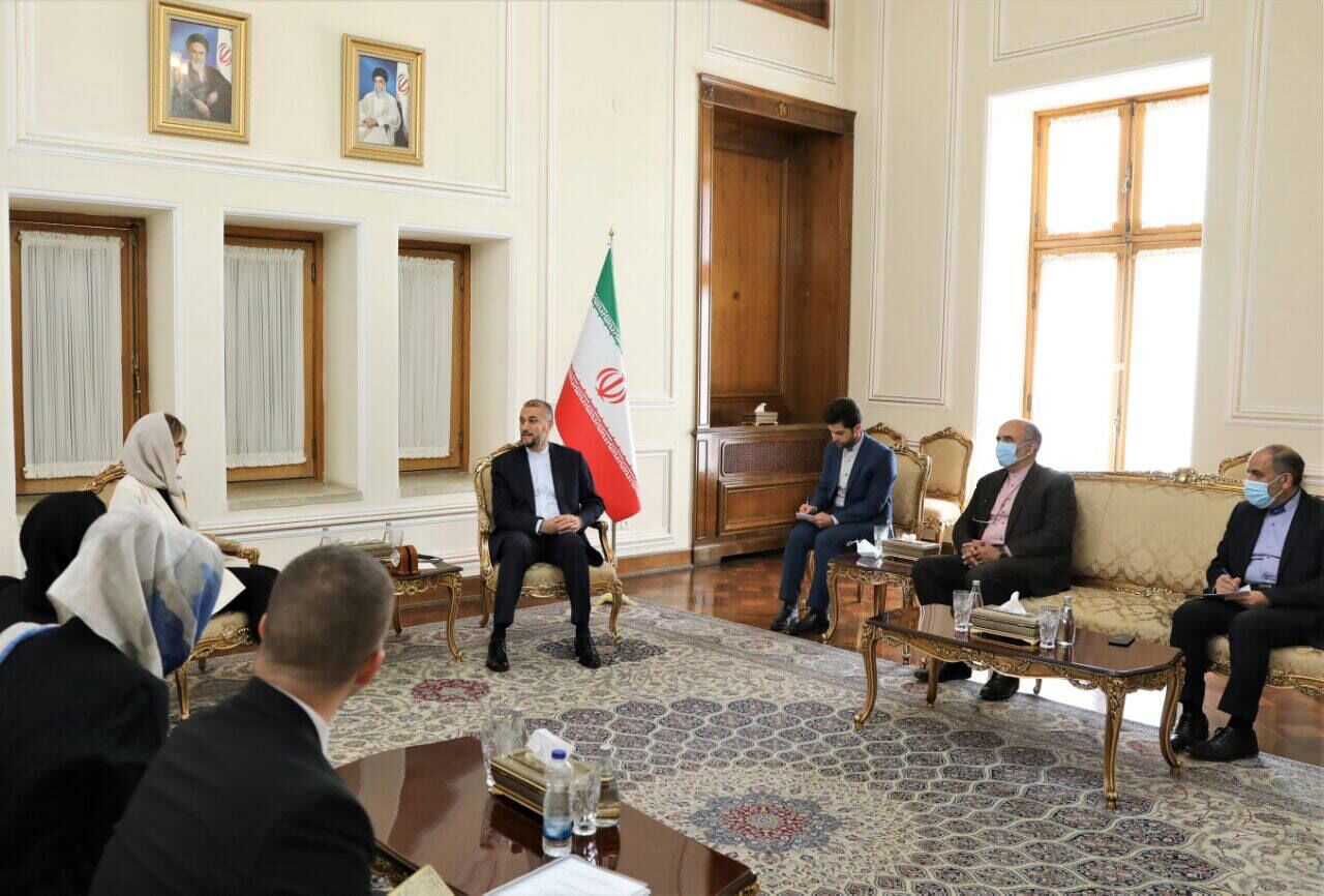 امیرعبداللهیان بر ضرورت گسترش همکاری‌های تجاری ایران و بلغارستان تاکید کرد