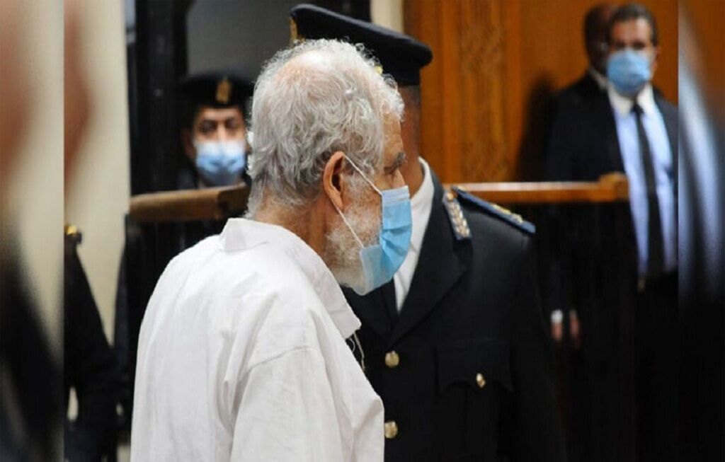 محکومیت نامزد سابق ریاست جمهوری مصر و رهبر اخوان المسلمین به ۱۵ سال حبس