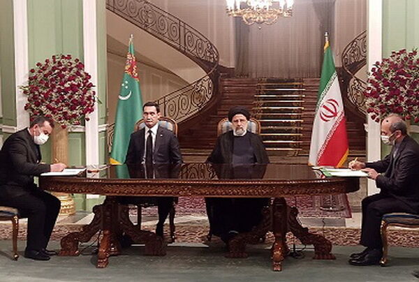 امضای ۹سند همکاری ایران و ترکمنستان