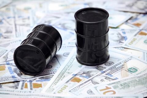 میانگین قیمت نفت در سال ۲۰۲۲ تقریبا ۱۰۲ دلار خواهد شد