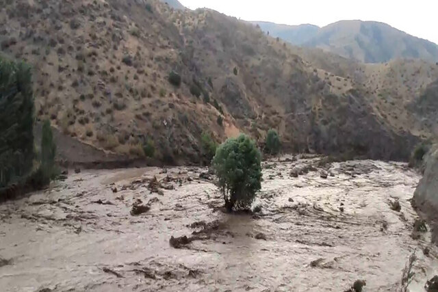 آبرسانی به 120 روستا و 5 شهر چهارمحال و بختیاری در پی وقوع سیلاب